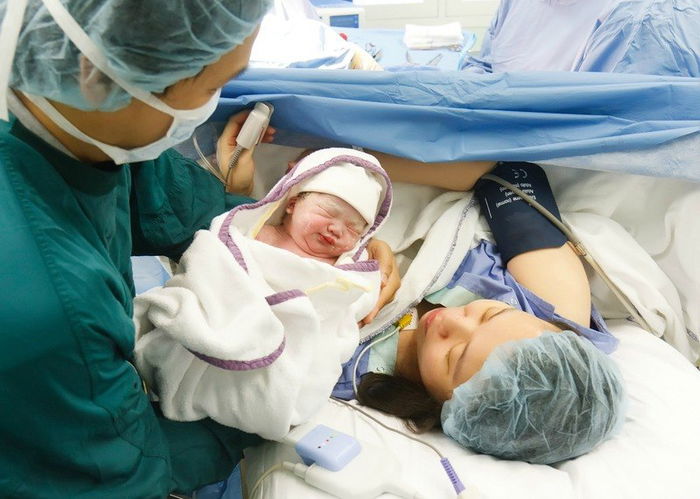 Bayi Lahir Dari Sel Telur Yang Dibekukan 10 Tahun