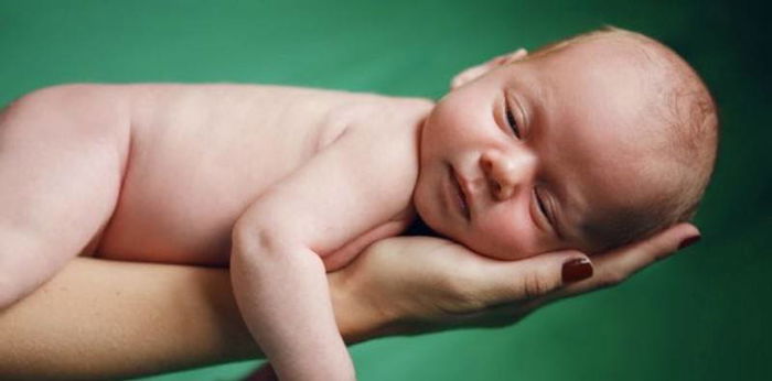 10 Cara Merawat Bayi Baru Lahir, Ini yang Perlu Parents Perhatikan