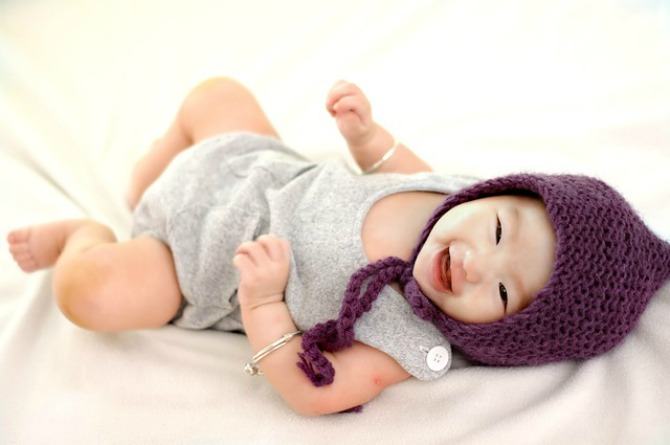 Bunda, inilah trik agar bayi selalu tertawa, simak yuk!