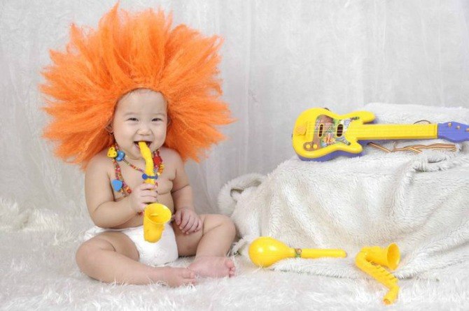 Penelitian: Mainan bayi elektronik dapat menghambat kemampuan bicara anak