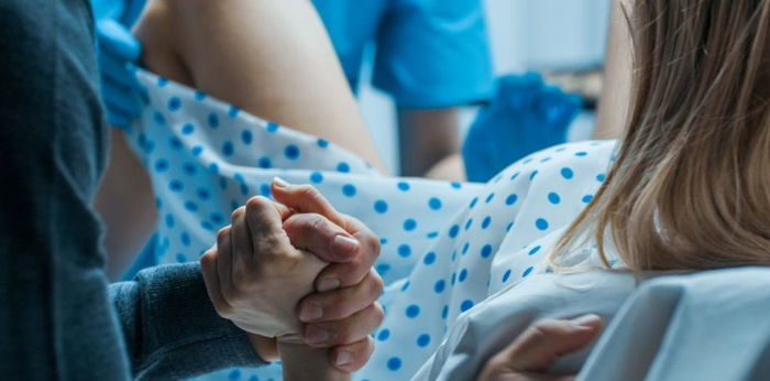 13 Posisi Melahirkan Normal yang Perlu Bunda Ketahui