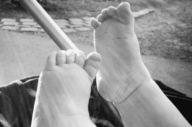 Peringatan: Kesalahan saat menggunakan stroller bayi bisa fatal akibatnya