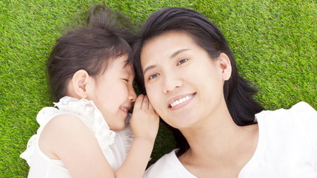 mau tau Kesalahan Parenting yang Bisa Kita Hindari mendidik-anak-bicara-jujur