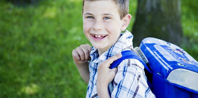 Jangan Asal Pilih! Ini 7 Tips Memilih Tas Sekolah yang Baik Untuk Anak Anda