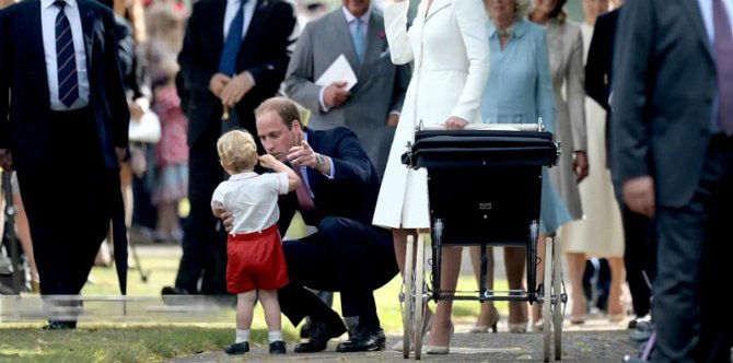 Tips Parenting Pangeran William: Jongkok Ketika Berbicara Dengan Anak