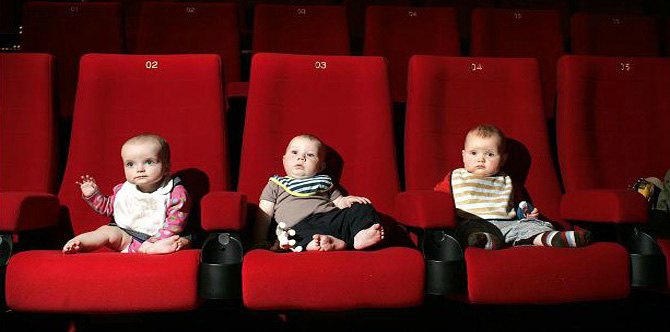5 Tips Saat Membawa Anak ke Bioskop untuk Pertama Kali