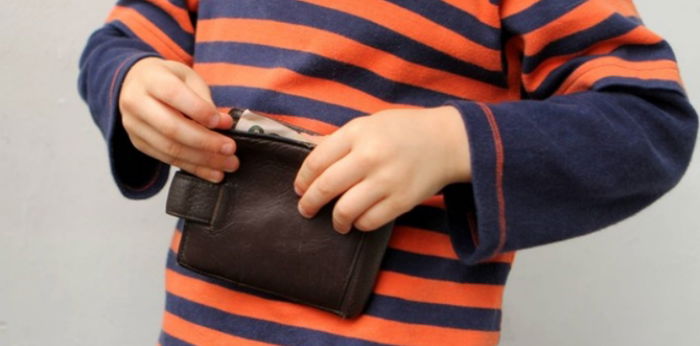 Waspada Kleptomania pada Anak, Ini Tanda yang Perlu Parents Tahu!