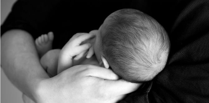 Kisah Bayi Meninggal Saat Disusui Ibunya, Penyebabnya Tak Terduga!