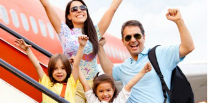 5 Tips Melakukan Penerbangan Internasional Bersama Anak-Anak