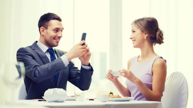 Punya Istri yang Instagrammer? Ini 5 Cara Membahagiakannya!