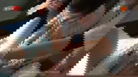 [Video] Lihat Reaksi Kocak Suami Saat Dampingi Istri Melahirkan Ini