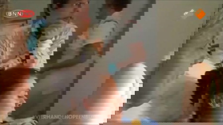 [Video] Lihat Reaksi Kocak Suami Saat Dampingi Istri Melahirkan Ini