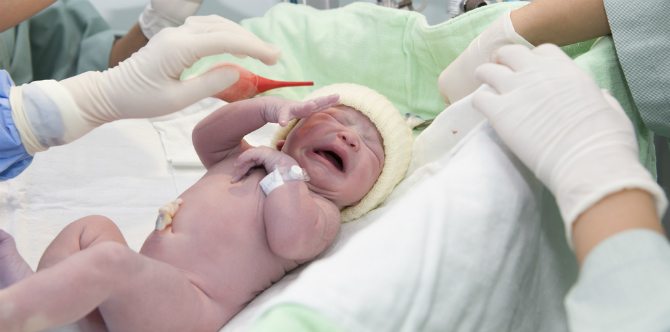 5 Hal Mengejutkan yang dilakukan Bayi Umur 1 Jam setelah dilahirkan