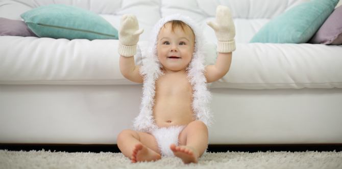 Penasaran Bayi 9 Bulan Bisa Apa? Simak Tumbuh Kembangnya Berikut Ini!