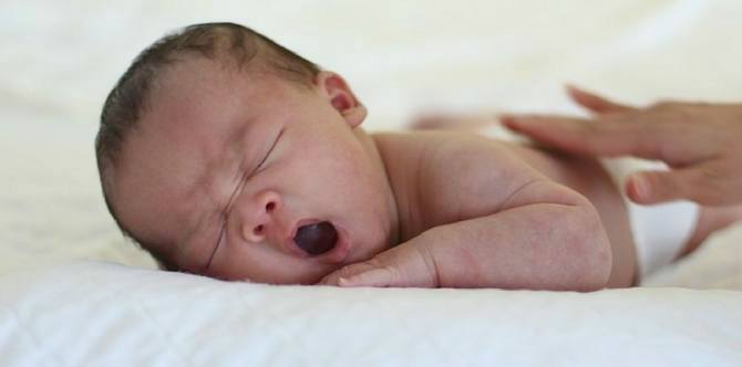 10 Penyebab Bayi Sering Kentut dan Cara Mengatasinya