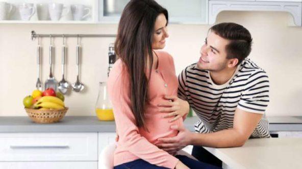 7 Hal yang wajib dilakukan suami saat istri hamil, nomor 5 susah banget!