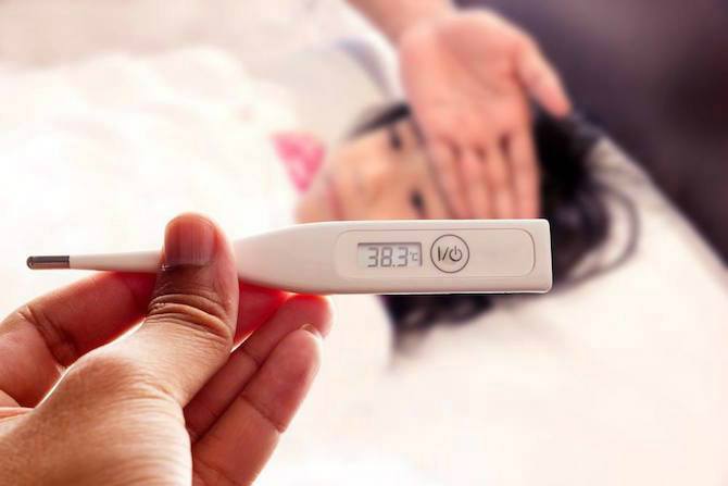 8 Gejala meningitis pada anak yang harus Parents waspadai