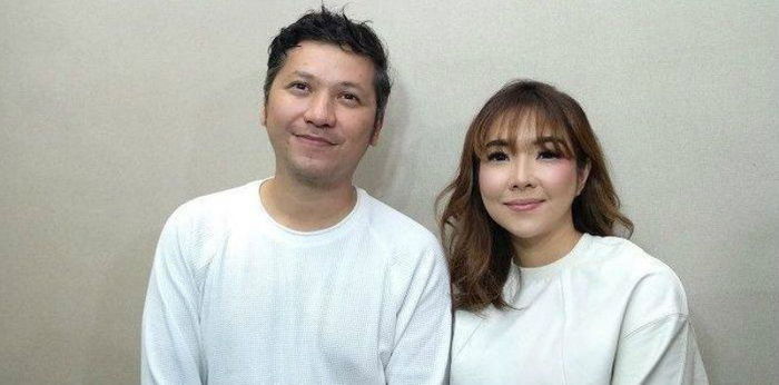 Jumpa pers perdana Gading - Gisel, ini 9 fakta terkait perceraian mereka