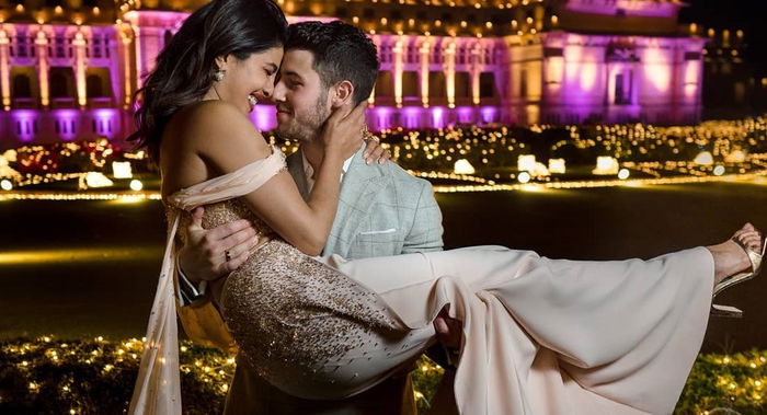 Mesranya Priyanka Chopra dan Nick Jonas, bikin Netizen baper!