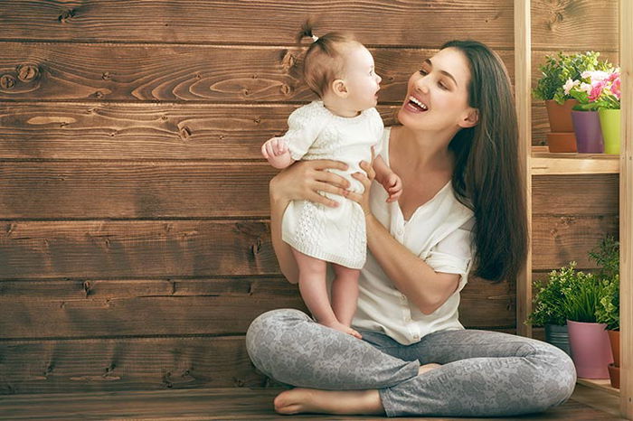 7 Momen perilaku bayi yang bikin kesal namun gemas