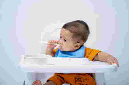 Berat badan ideal bayi 6 bulan