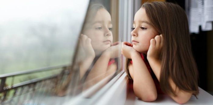 Anak ditinggal sendirian di rumah, ini persiapan yang harus dilakukan!