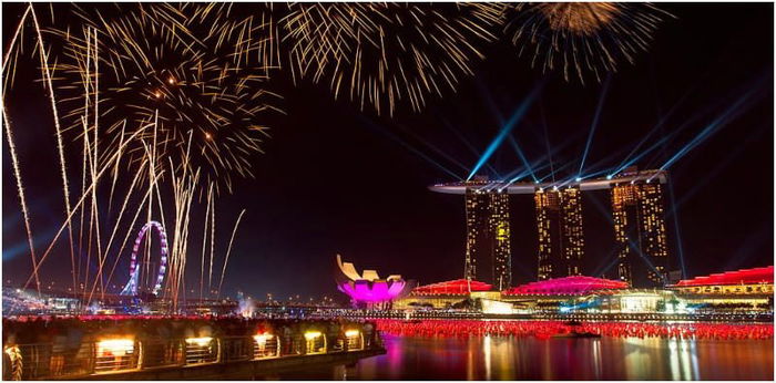 5 spot terbaik rayakan pergantian tahun di Singapura bersama keluarga