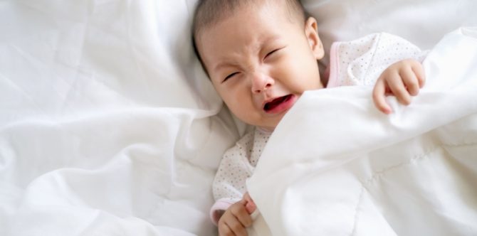 Ciri-Ciri Sembelit pada Bayi dan Cara Mengatasinya