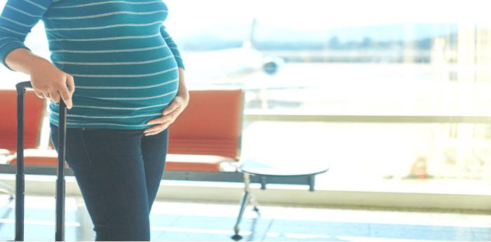 Bumil Mau Naik Pesawat? Ini 16 Tips dan Syarat Naik Pesawat saat Hamil