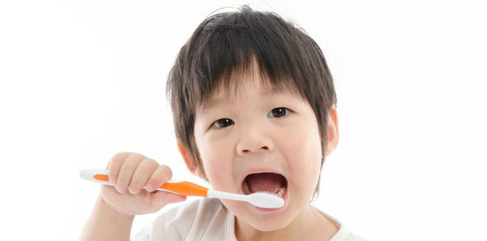 Pasta Gigi dengan Fluoride untuk Anak, Amankah untuk Kesehatan?