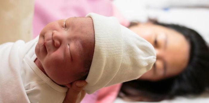 Ingin persalinan normal? Bumil wajib lakukan 7 hal ini