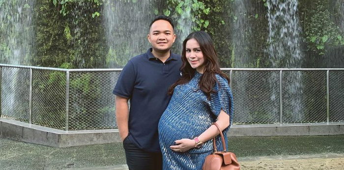 Selamat! Momo Geisha lahirkan bayi perempuan, intip potret cantik sang anak