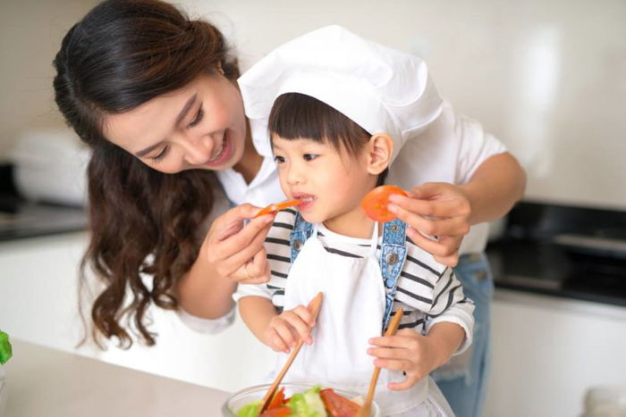 Nutrisi Lengkap dan Seimbang Optimalkan Pertumbuhan dan Perkembangan Si Kecil