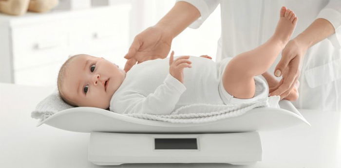6 Penyebab Berat Badan Bayi Susah Naik, Jangan Sampai Terabaikan!