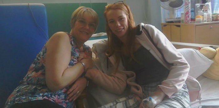 Minum pil kb tanpa konsultasi dokter sebabkan gadis ini alami lumpuh dan nyaris buta!