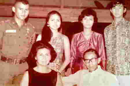 Mengenal Foto Keluarga Prabowo Subianto Dulu, Potret yang Jarang Terlihat