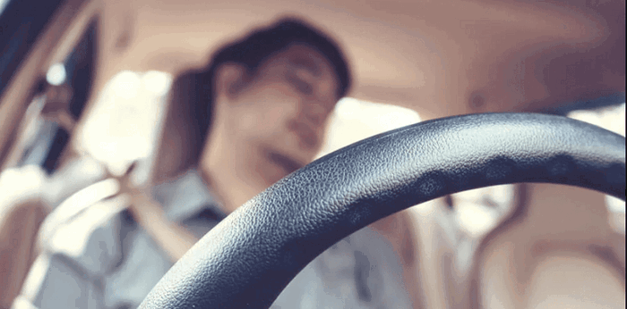 Istirahat saat AC mobil menyala, satu keluarga di Riau ditemukan pingsan