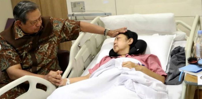 Kondisi Ani Yudhoyono drop hingga masuk ICU, begini kabar terbarunya