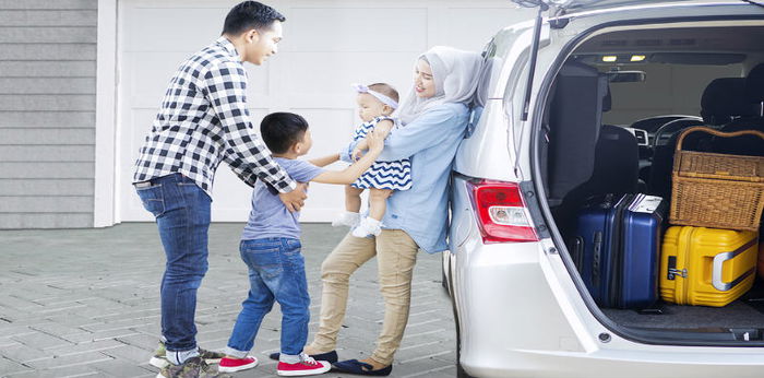 Demi perjalanan mudik keluarga yang aman, catat 10 tips mudik ini yuk Parents!