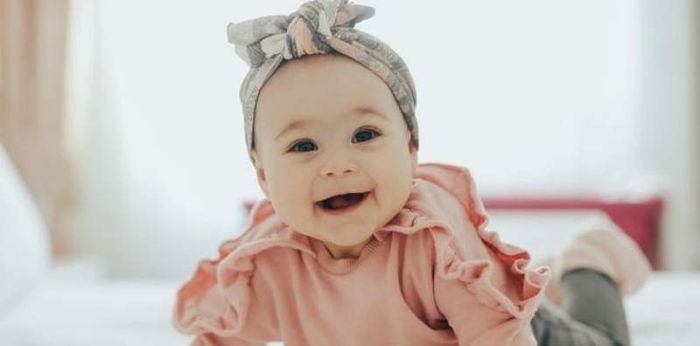 140 Nama Bayi Perempuan Islam Huruf S Bermakna Indah dan Modern