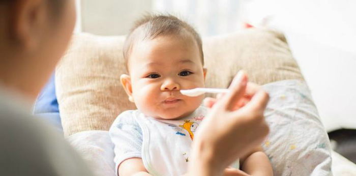 8 Manfaat Bayam untuk Bayi serta Menu MPASI Lezat Untuknya