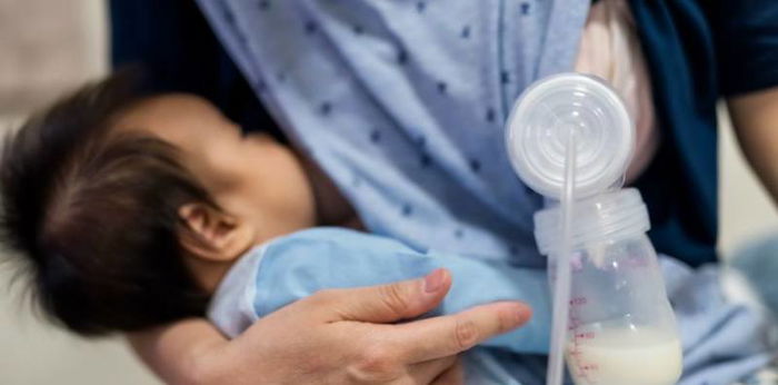 Meningkatkan produksi ASI dengan teknik pengosongan payudara, ini caranya!