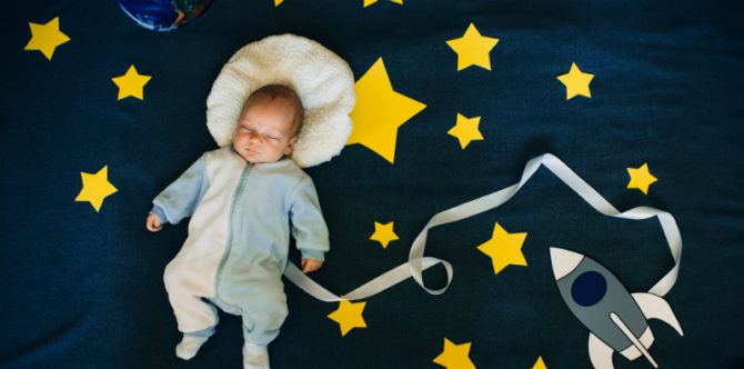 50 Nama Bayi Terinspirasi Bintang, Bermakna Terang dan Indah!