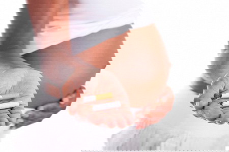 Merokok saat hamil menyebabkan bayi cacat lahir