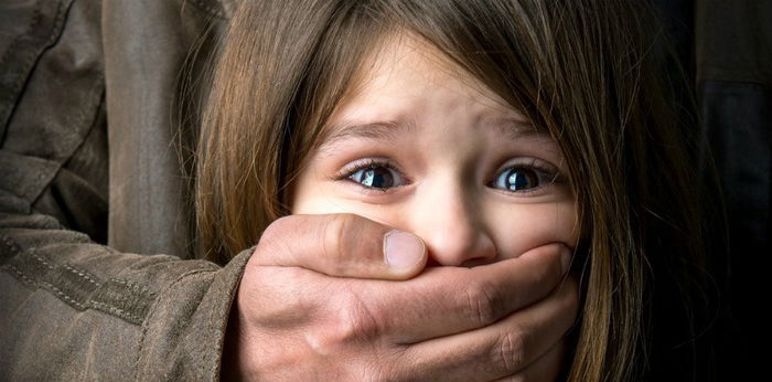 Terjadi lagi! Anak TK ini diculik saat jajan di warung oleh penjual mainan, Parents wajib waspada!