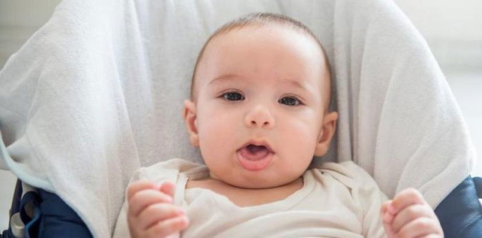 Apa Perbedaan Batuk Biasa dan Pneumonia pada Bayi? Ini Kata Dokter