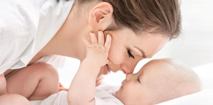 270 Pilihan Nama Bayi Laki-laki Amerika Unik dan Paling Populer, Cek!