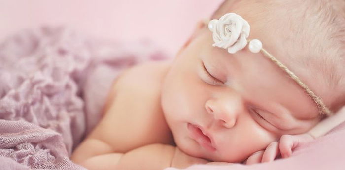 170 Pilihan Nama Bayi Perempuan Pembawa Rezeki dari Berbagai Bahasa di Dunia