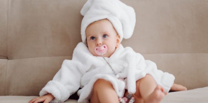 25 Nama bayi perempuan populer selama 2019, ada nama si kecil gak?