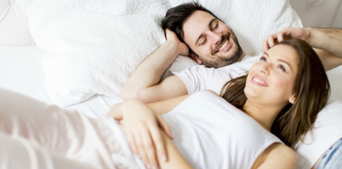 10 Cara Cepat Merangsang Perempuan, Suami Wajib Coba Malam Ini!